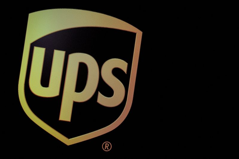 ups-and-fedex-halting-shipments-to-russia-and-ukraine