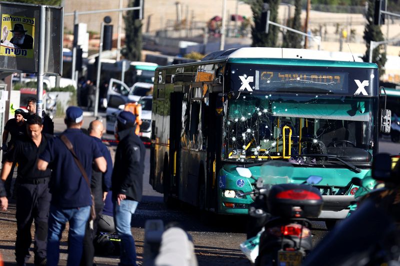 twin-blasts-in-jerusalem-kill-one-in-suspected-palestinian-attack