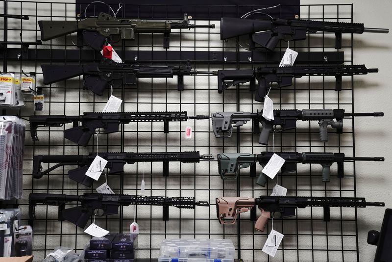 us-appeals-court-allows-california-to-bar-guns-in-most-public-places