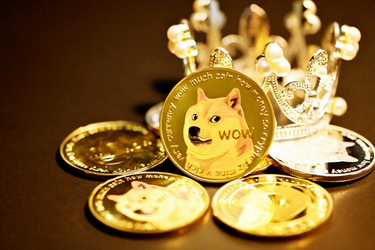 doge-bullish-pattern-points-to-$0.42-target-–-analyst